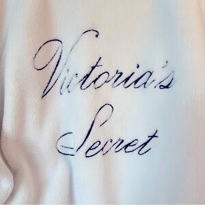 VS Fleece Robe size M/L